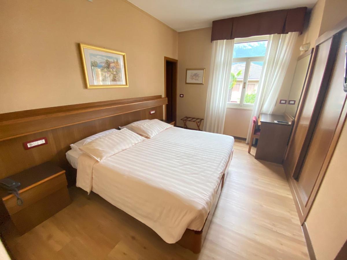 Sunlake Hotel Рива дел Гарда Екстериор снимка