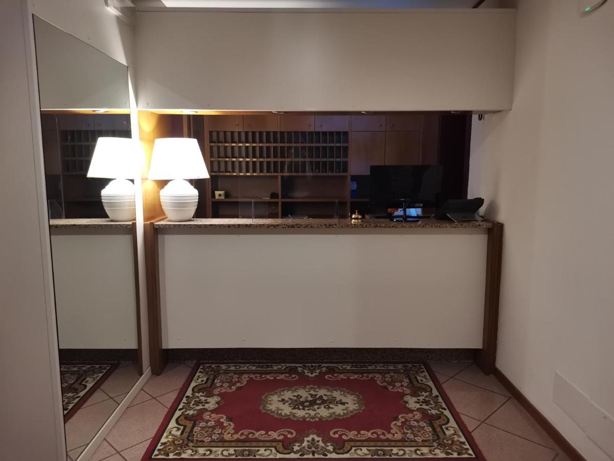 Sunlake Hotel Рива дел Гарда Екстериор снимка