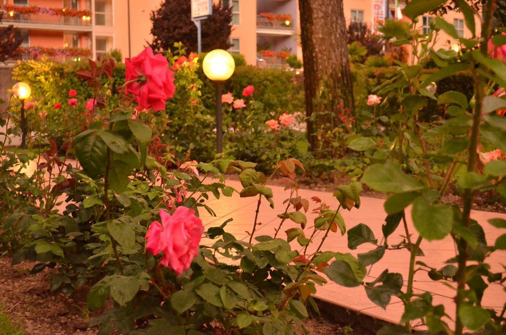 Sunlake Hotel Рива дел Гарда Екстериор снимка